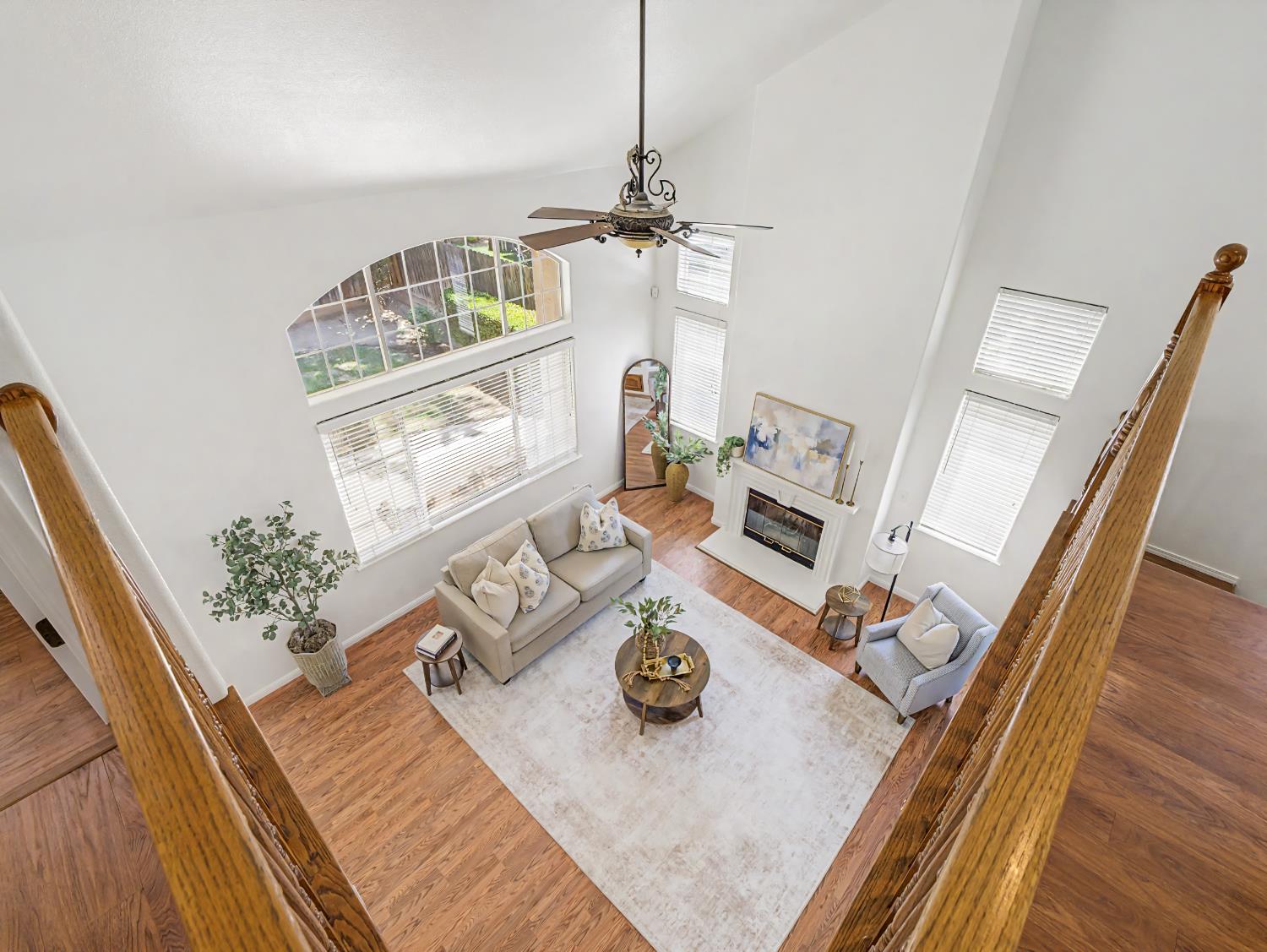 6472 N Leslie Ln, Fresno, CA 93711