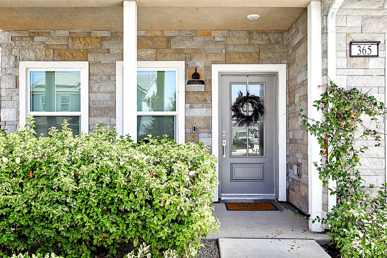 365 Huntington Ave S, Madera, CA 93636