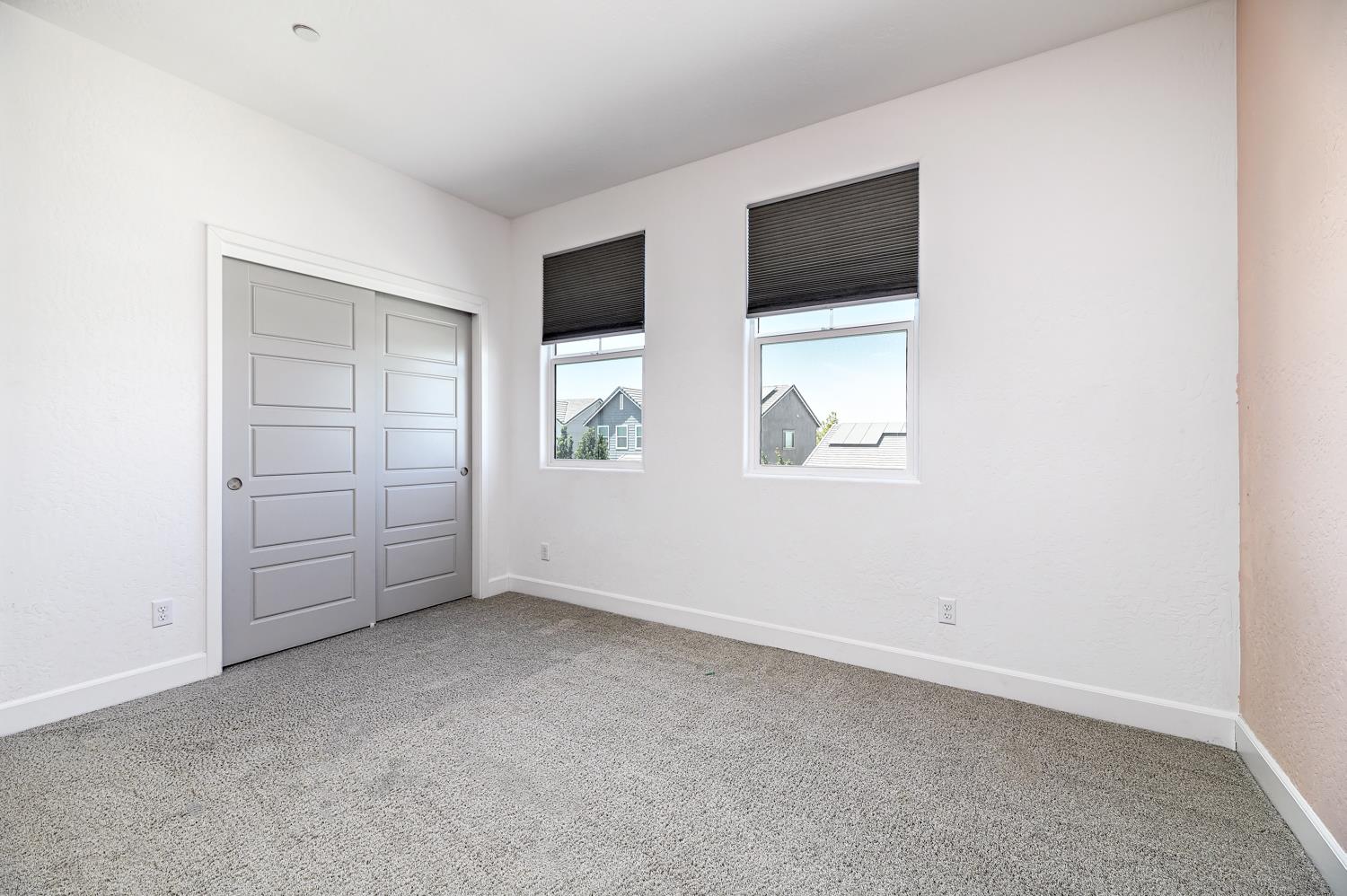 365 Huntington Ave S, Madera, CA 93636