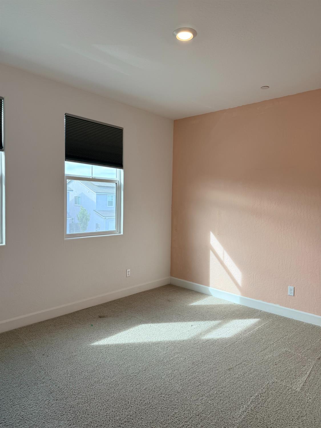 365 Huntington Ave S, Madera, CA 93636
