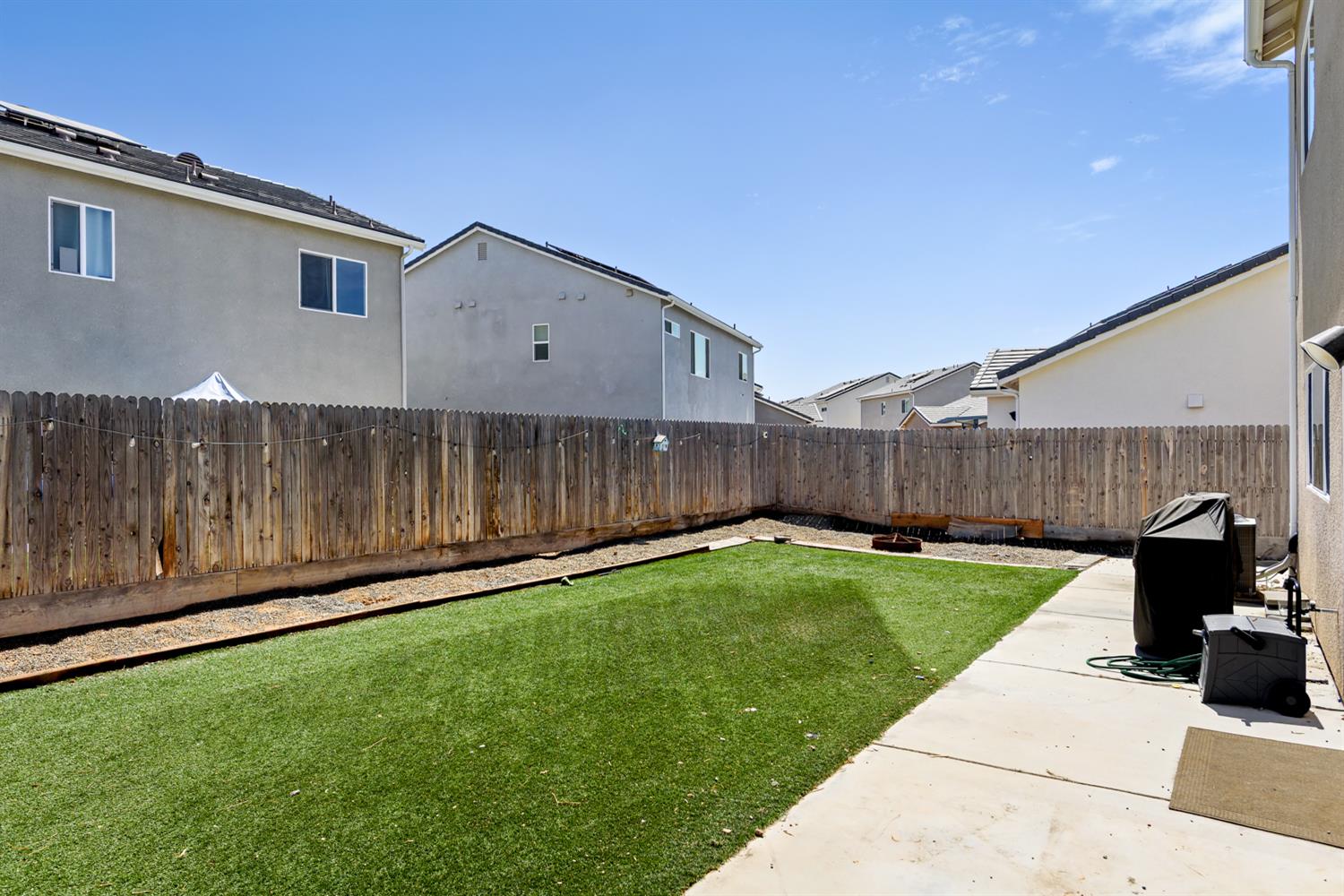 365 Huntington Ave S, Madera, CA 93636
