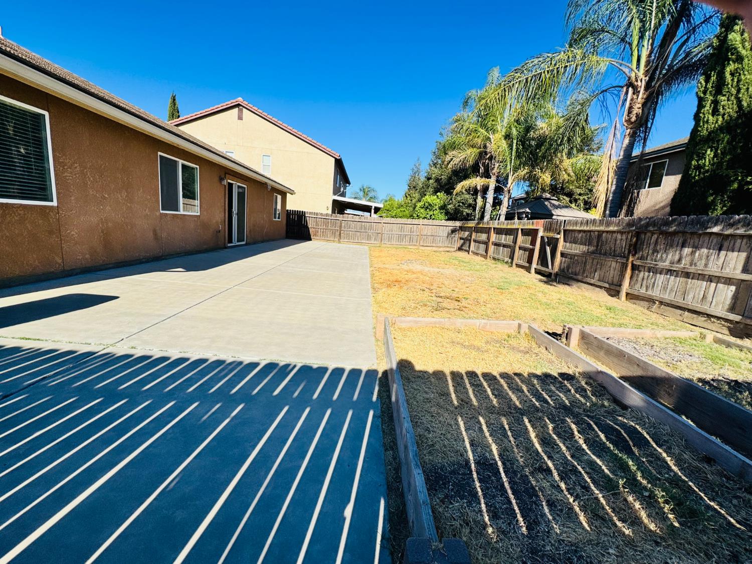 6591 W fairmont Ave, Fresno, CA 93723