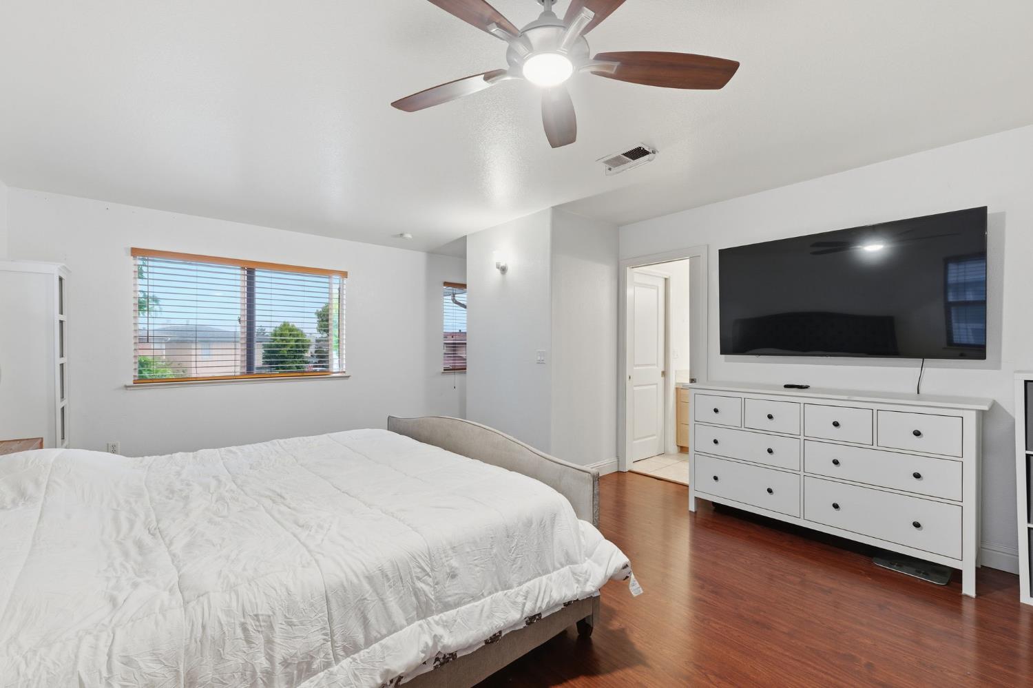 20 Jared Way, Watsonville, CA 95019