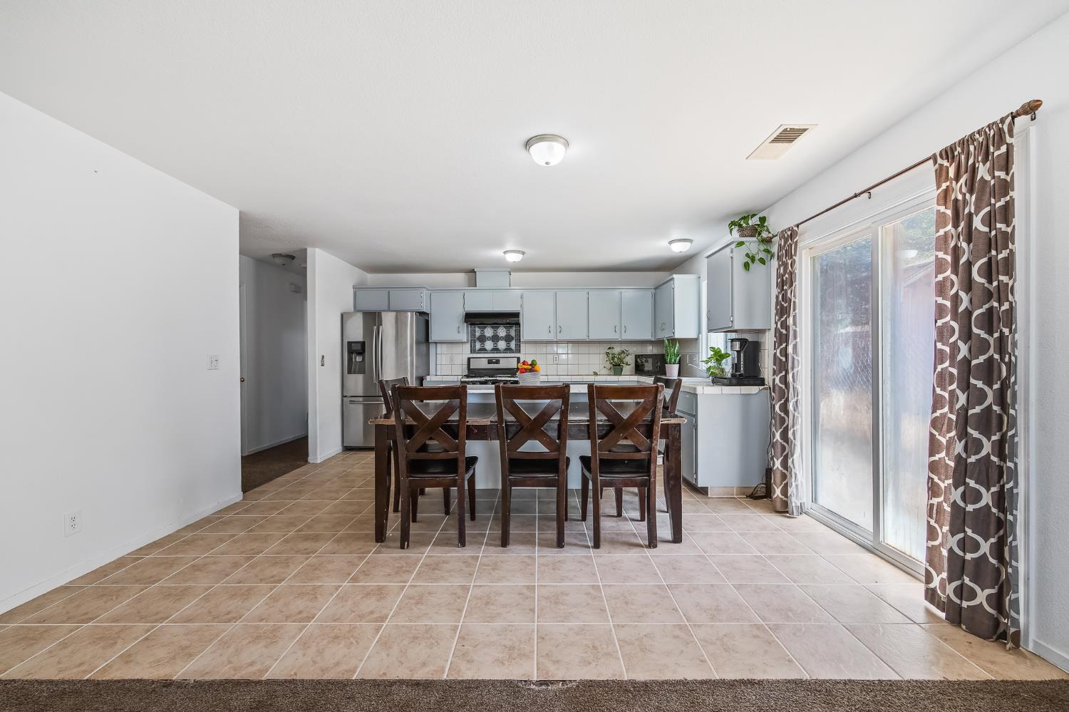 22549 Fir St, Chowchilla, CA 93610