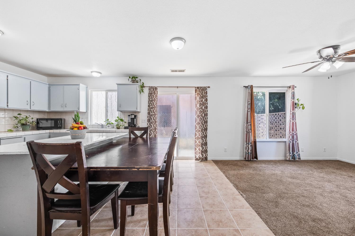 22549 Fir St, Chowchilla, CA 93610