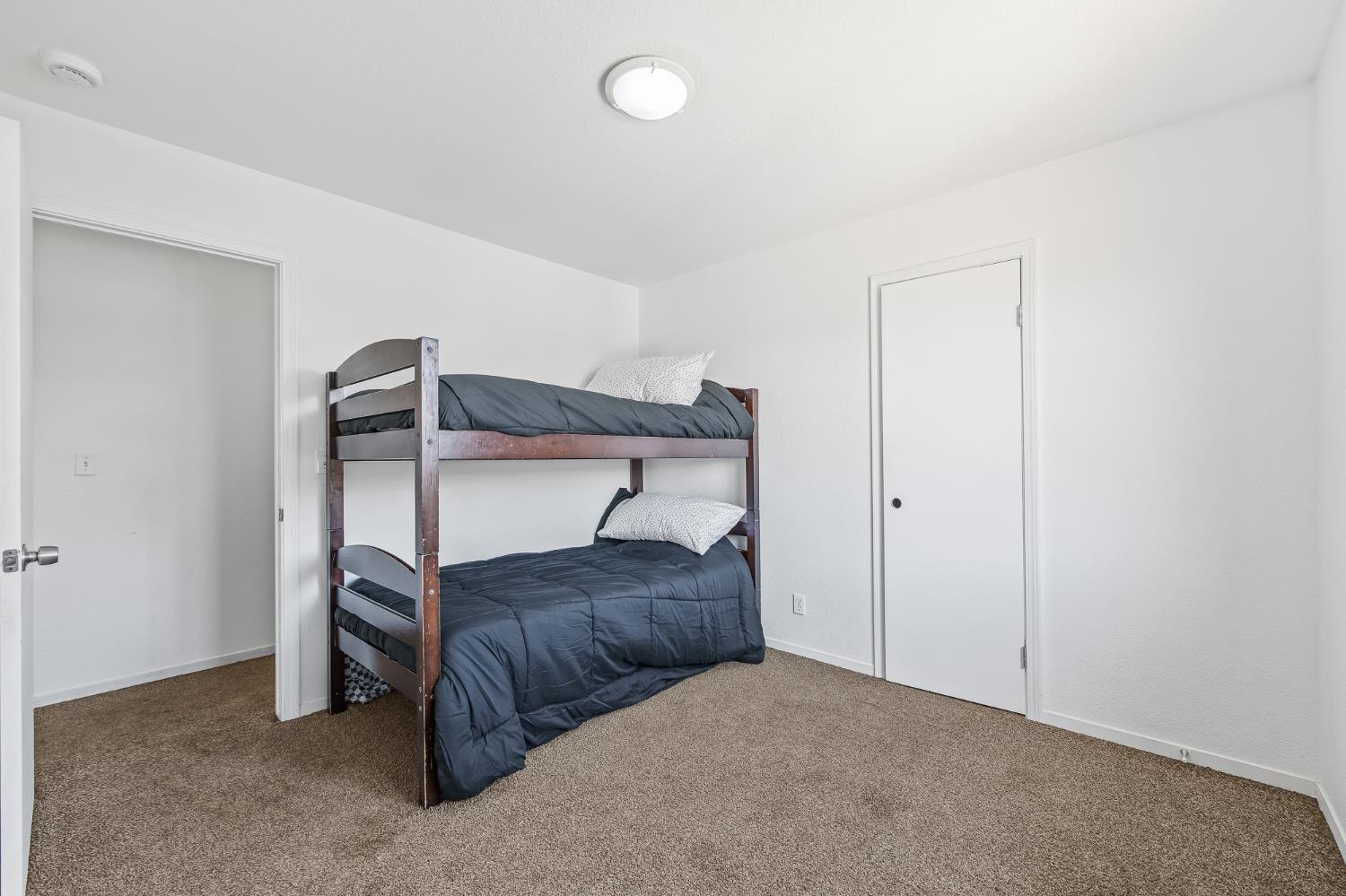 22549 Fir St, Chowchilla, CA 93610
