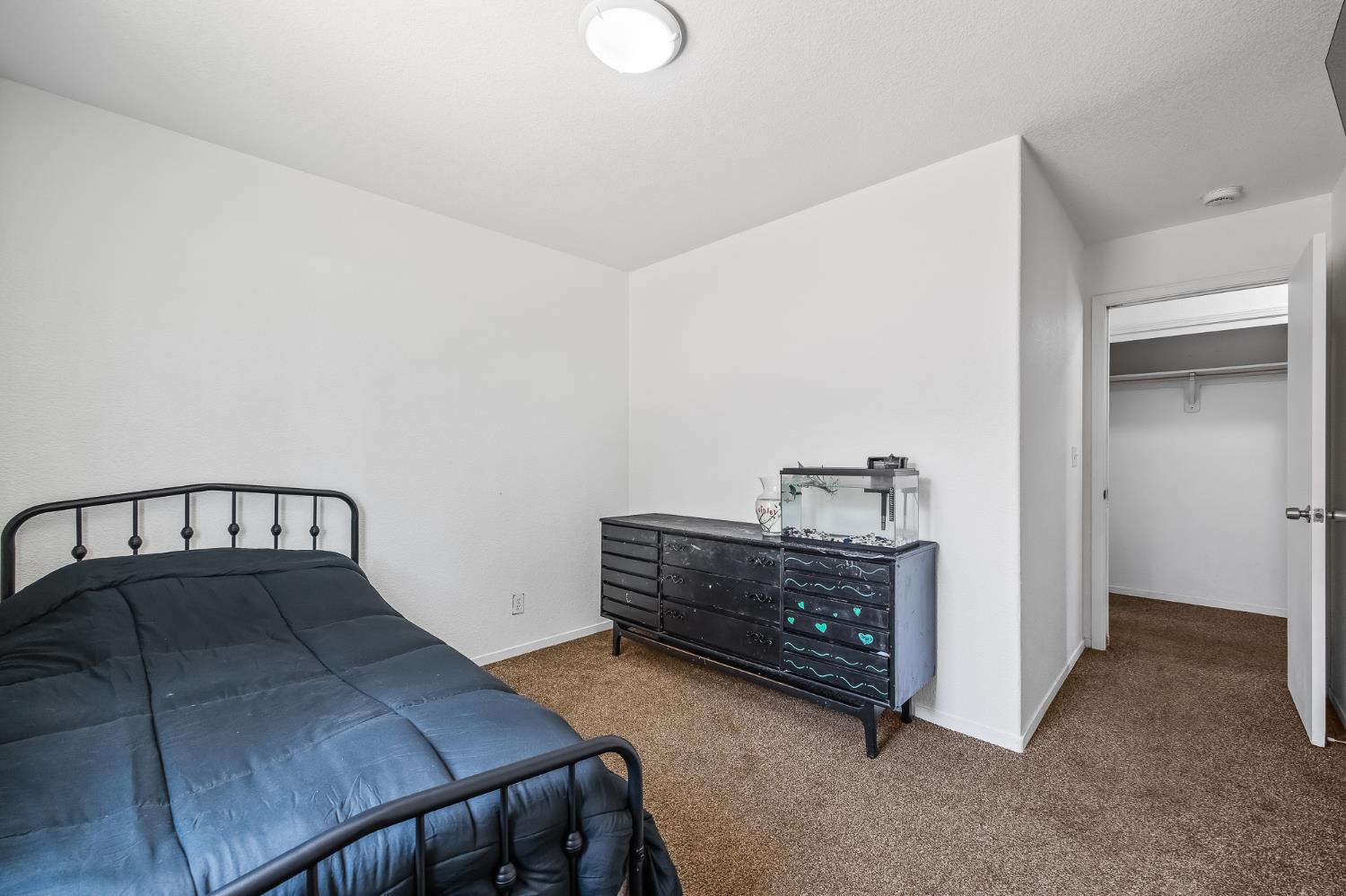 22549 Fir St, Chowchilla, CA 93610