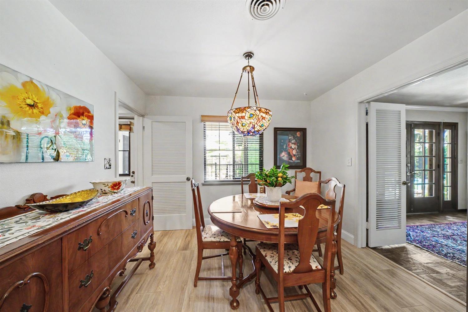 5555 N Nantucket Ave, Fresno, CA 93704