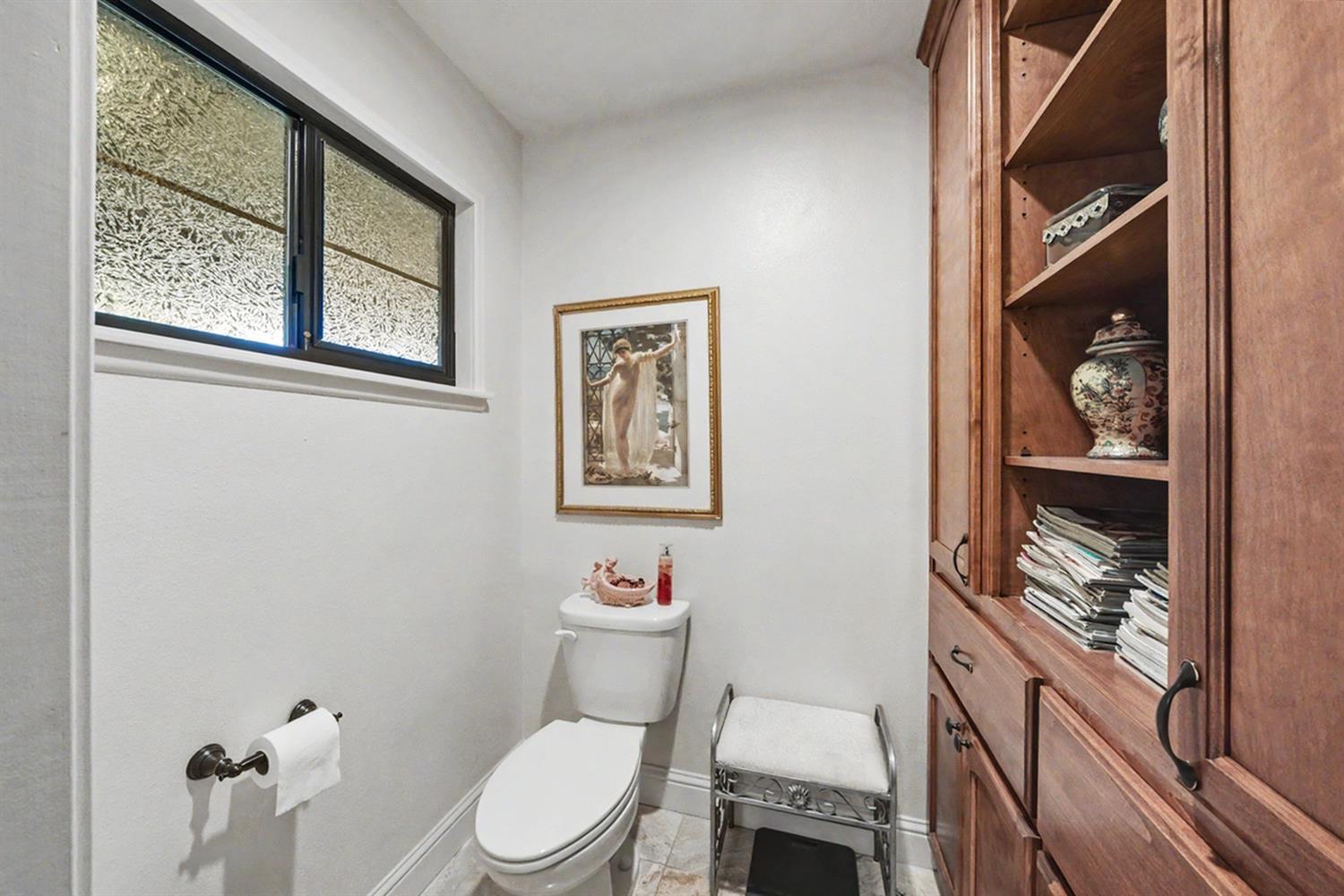 5555 N Nantucket Ave, Fresno, CA 93704