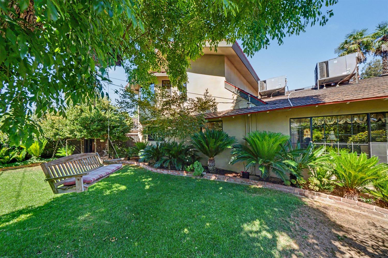 5555 N Nantucket Ave, Fresno, CA 93704