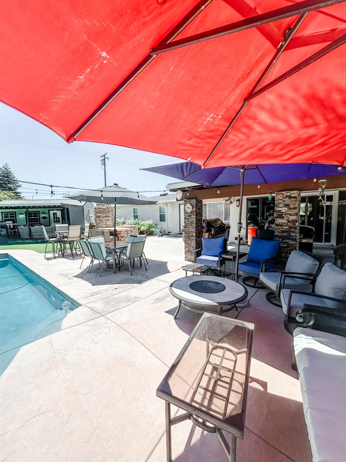 1260 pauline dr, Modesto, CA 95853