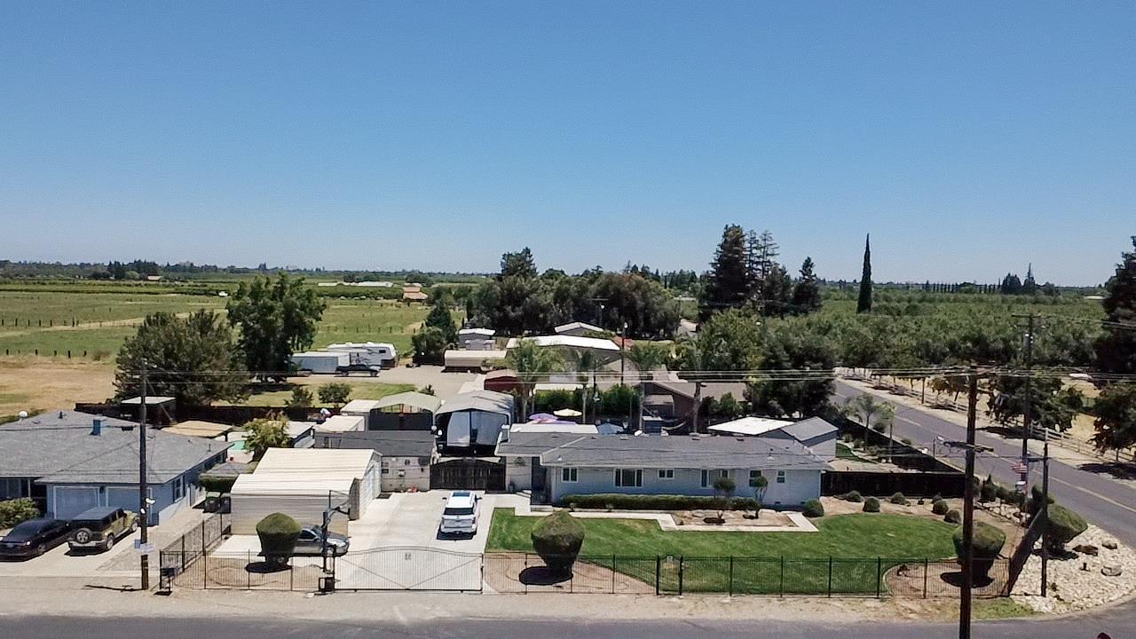 1260 pauline dr, Modesto, CA 95853