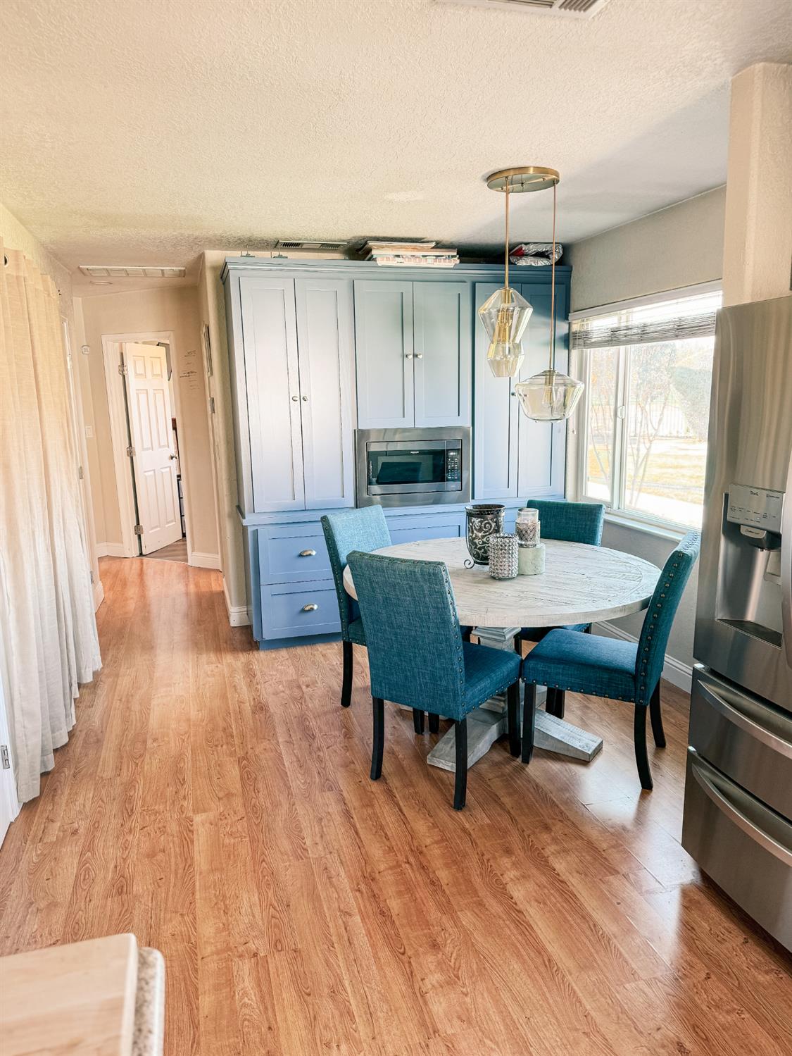 1260 pauline dr, Modesto, CA 95853