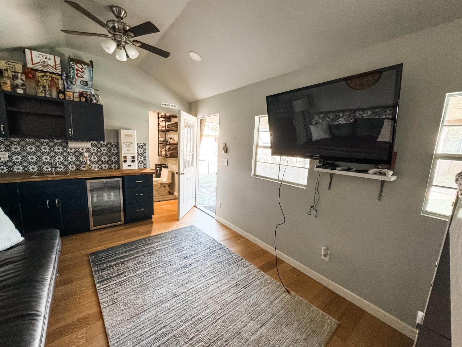 1260 pauline dr, Modesto, CA 95853
