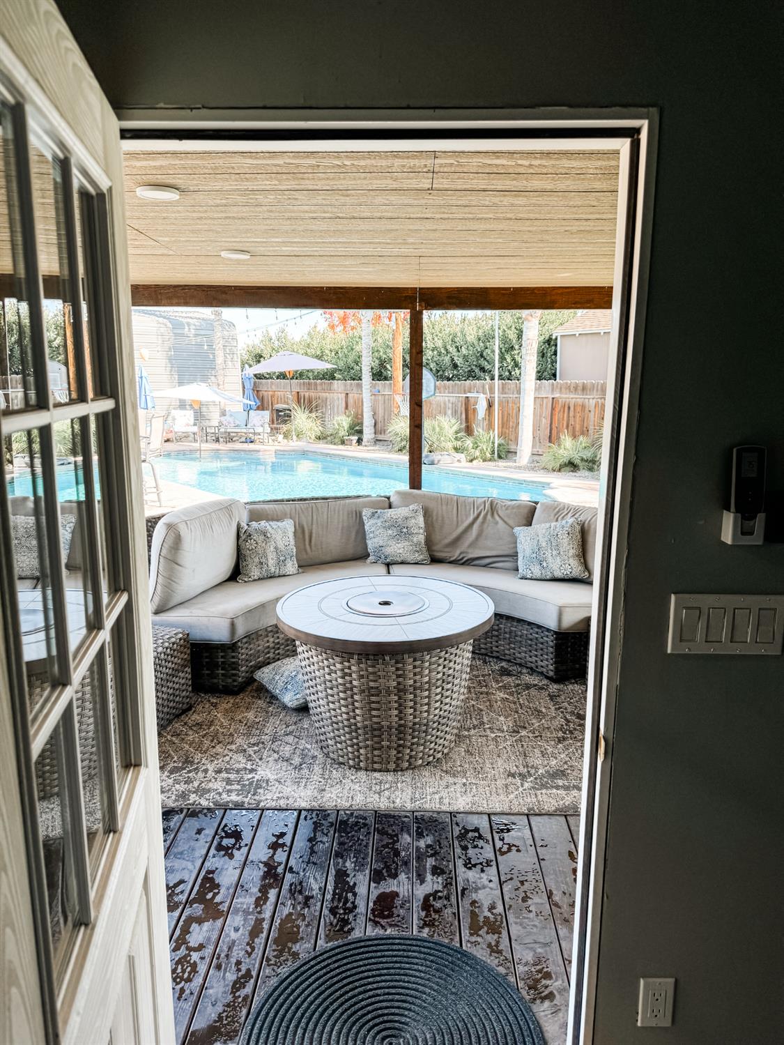1260 pauline dr, Modesto, CA 95853