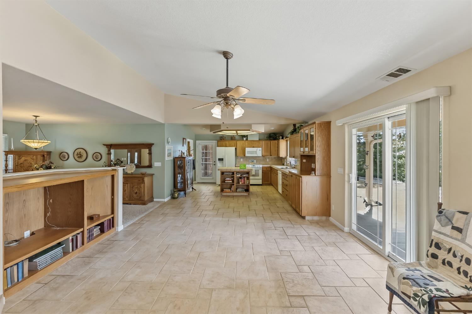 34088 Deer Springs Ln, North Fork, CA 93643