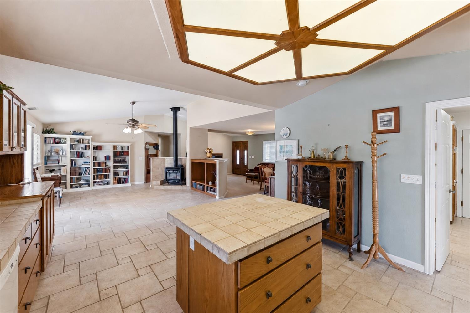 34088 Deer Springs Ln, North Fork, CA 93643