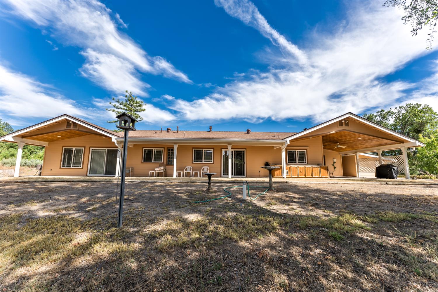 34088 Deer Springs Ln, North Fork, CA 93643