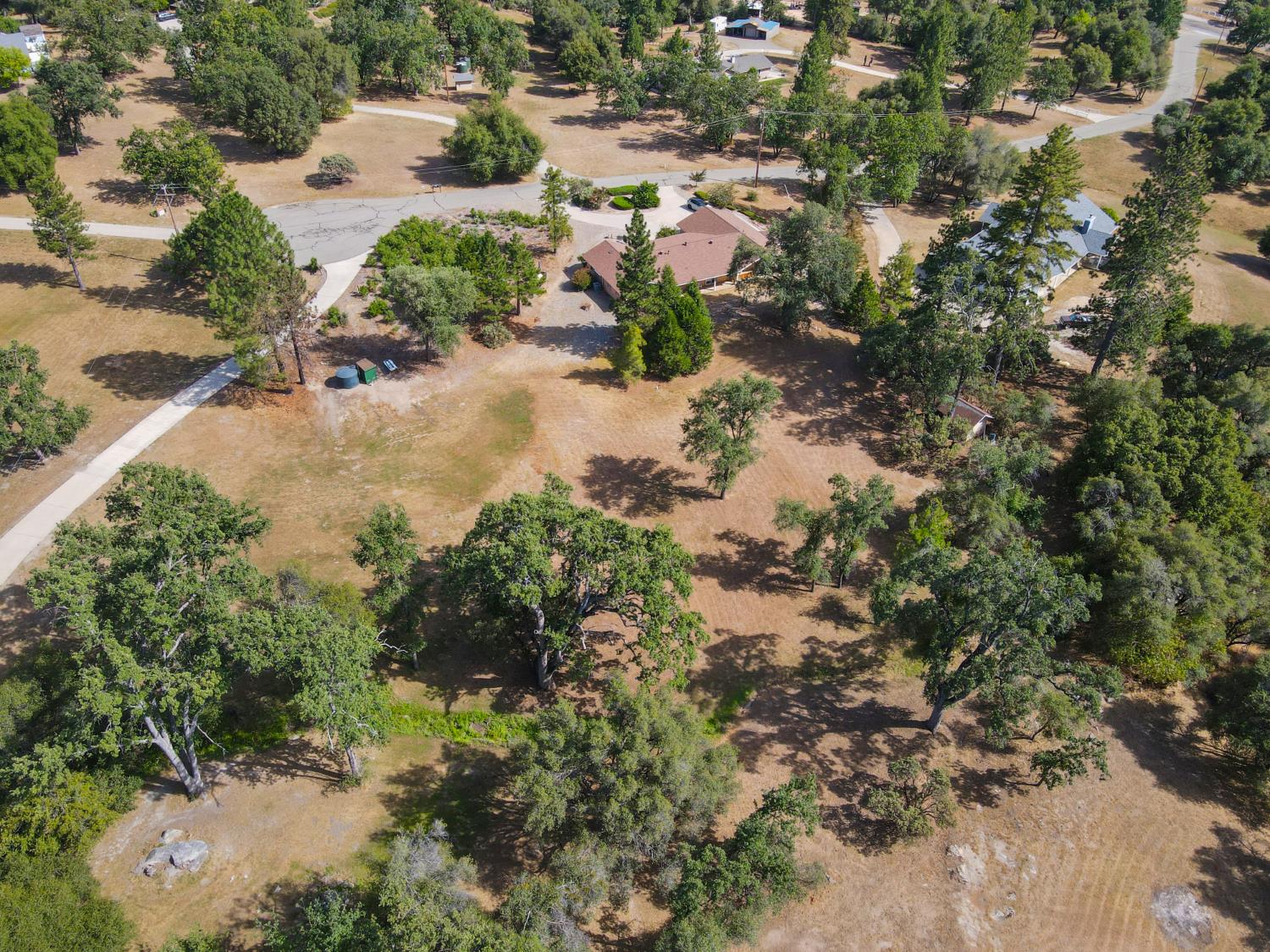 34088 Deer Springs Ln, North Fork, CA 93643