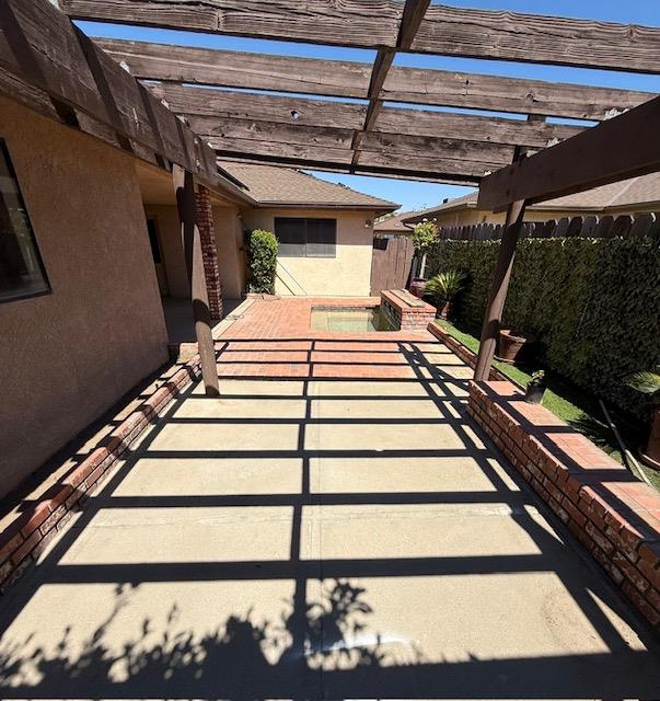 6374 N 5th St, Fresno, CA 93710