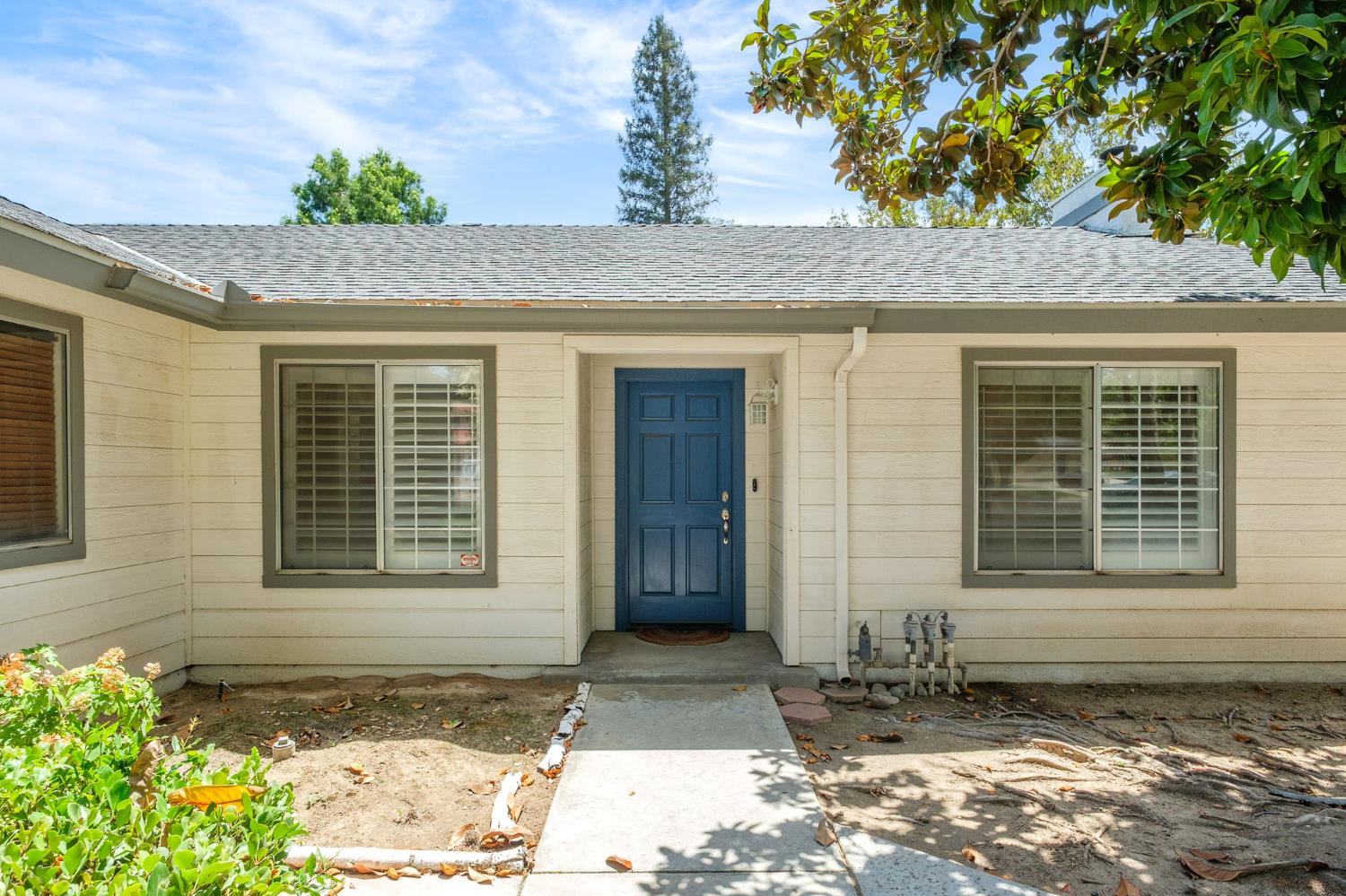 4337 W Palo Alto Ave, Fresno, CA 93722