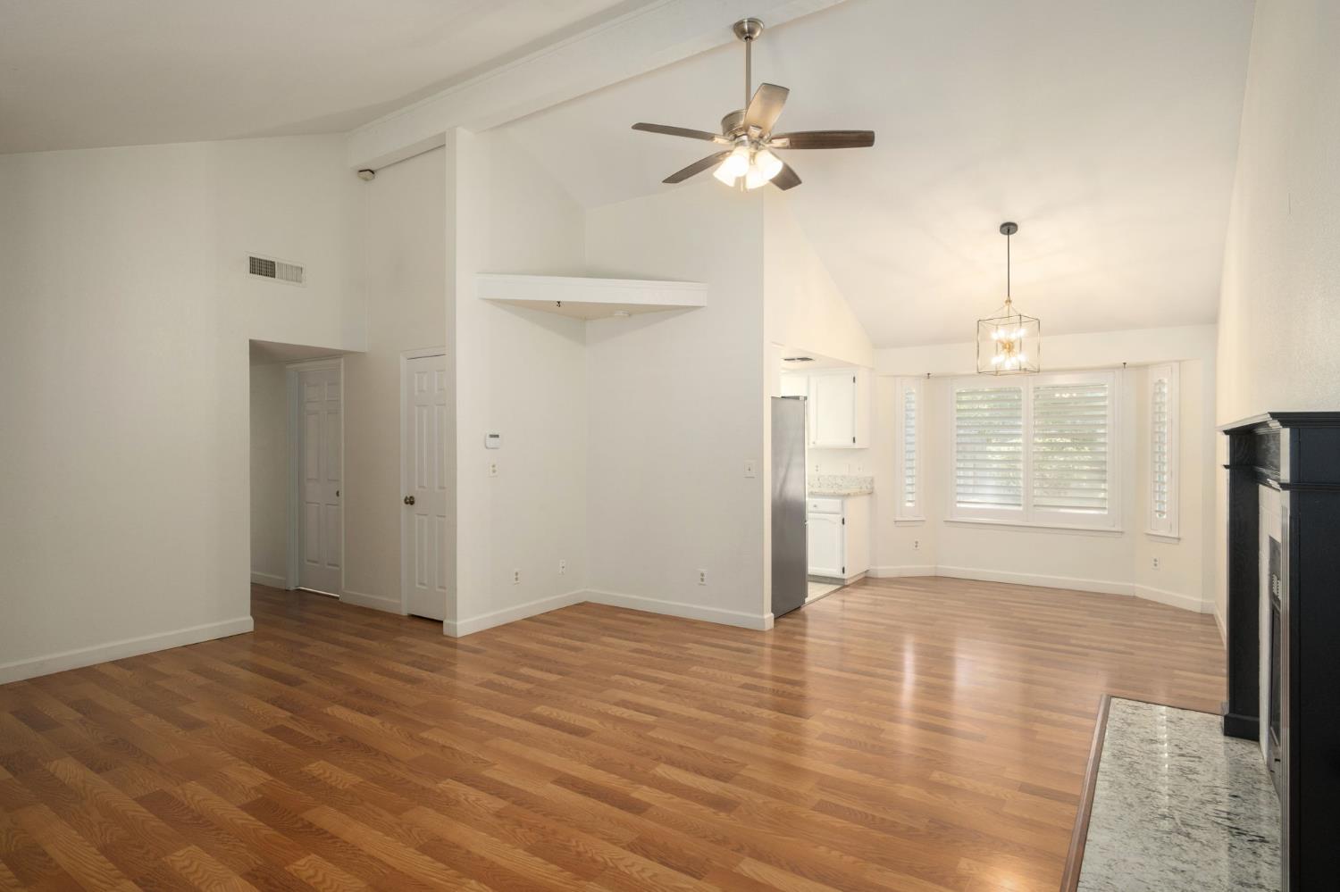4337 W Palo Alto Ave, Fresno, CA 93722
