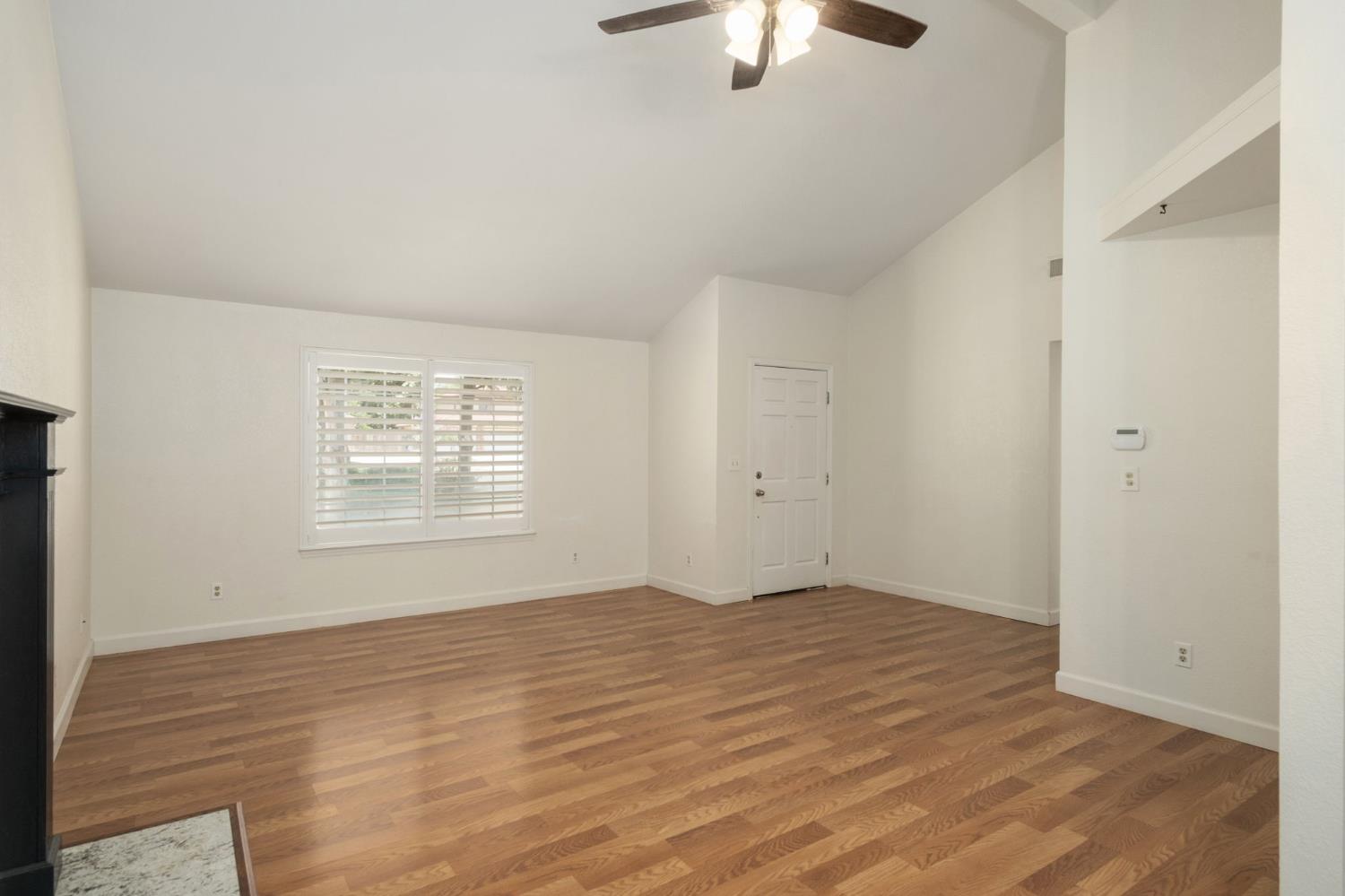 4337 W Palo Alto Ave, Fresno, CA 93722