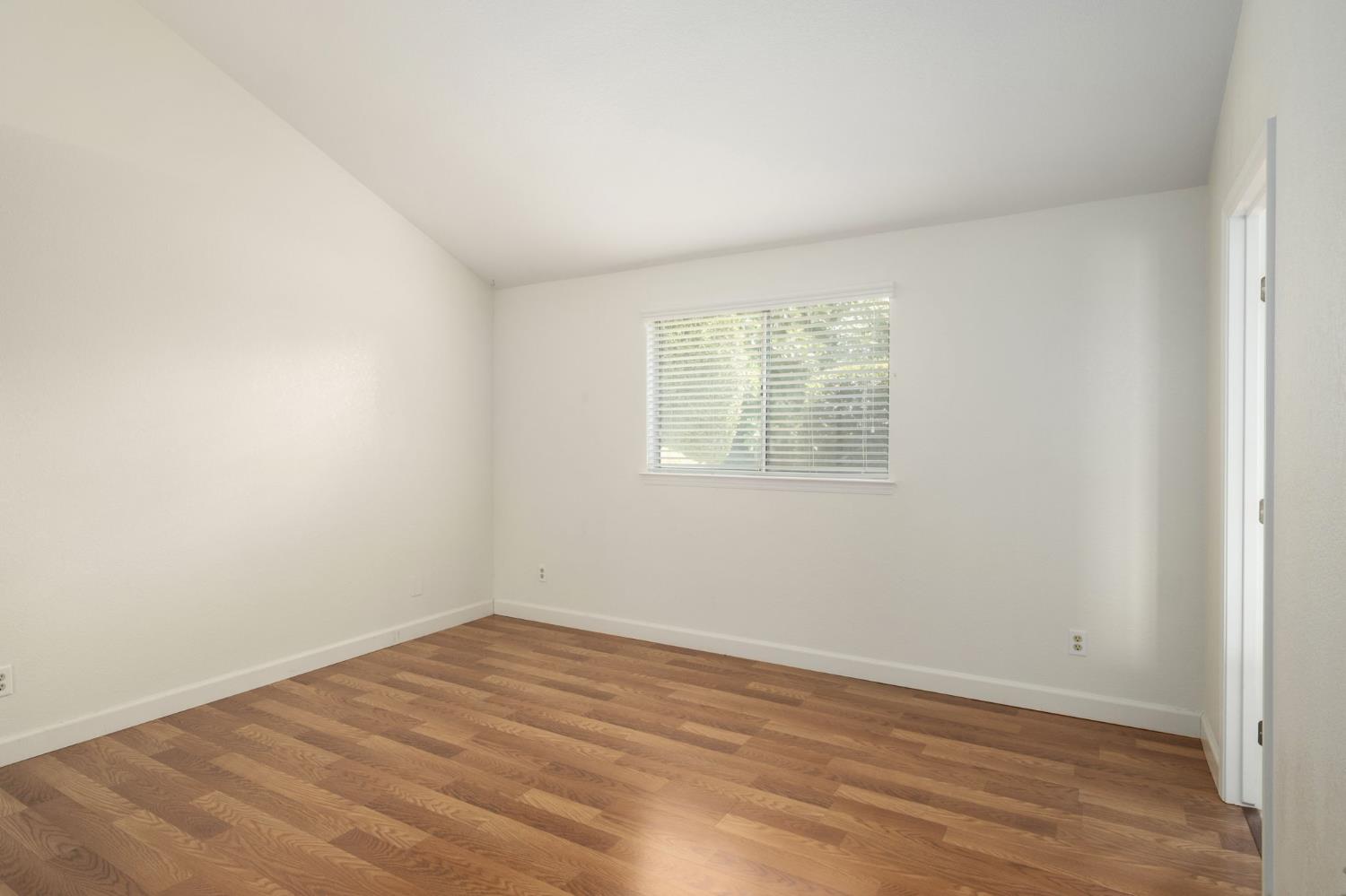 4337 W Palo Alto Ave, Fresno, CA 93722