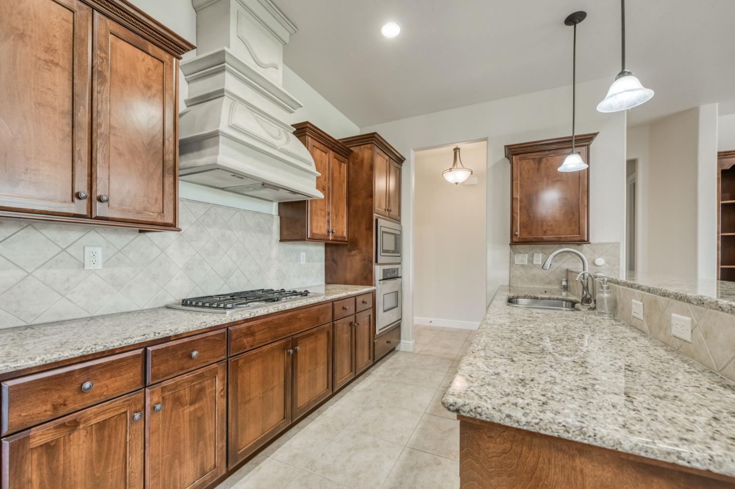 11342 N Via Montessori Dr, Fresno, CA 93720