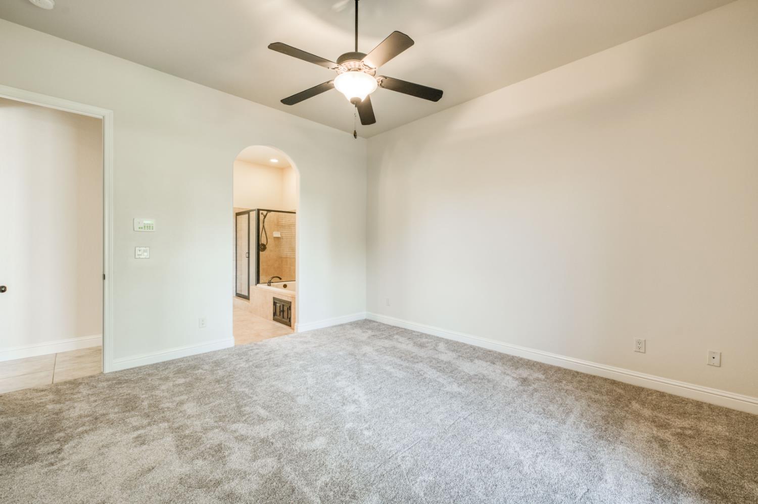11342 N Via Montessori Dr, Fresno, CA 93720
