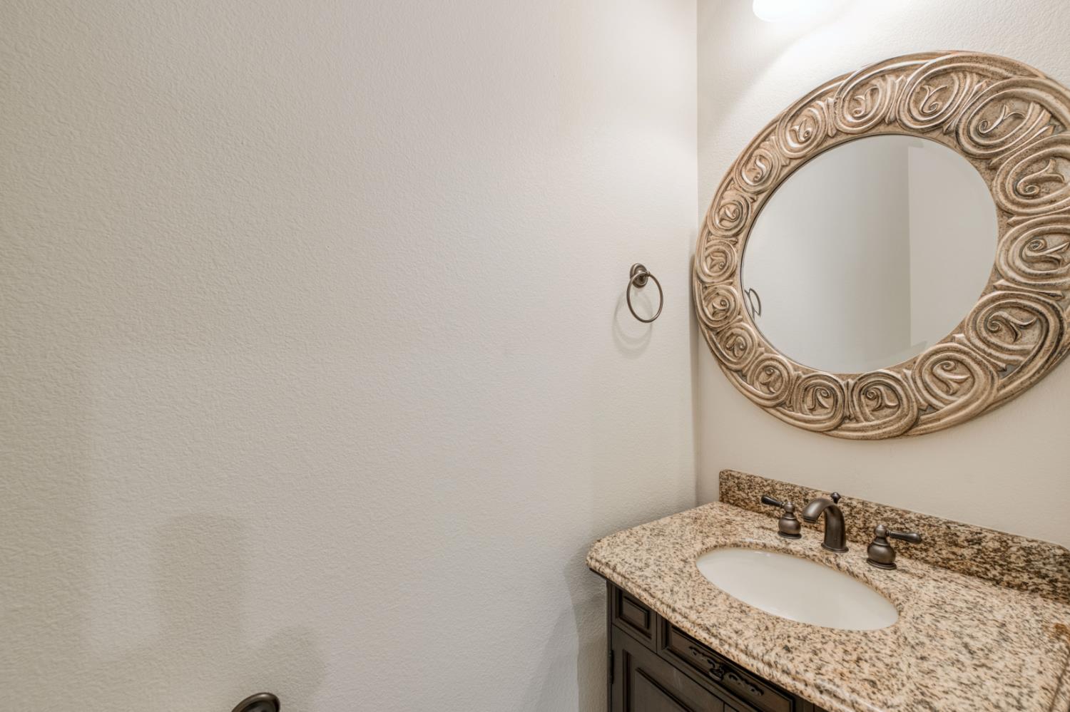 11342 N Via Montessori Dr, Fresno, CA 93720