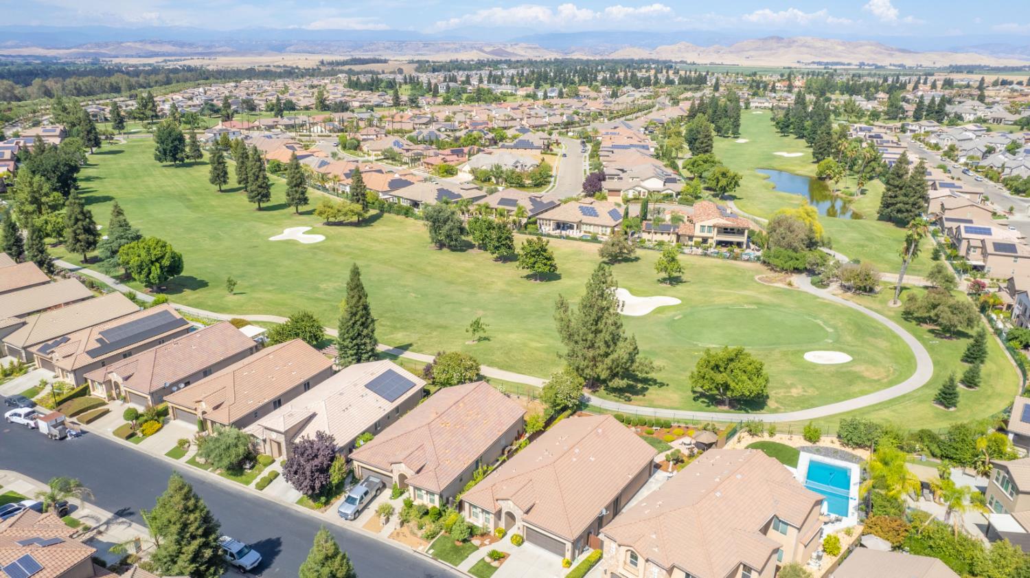 11342 N Via Montessori Dr, Fresno, CA 93720