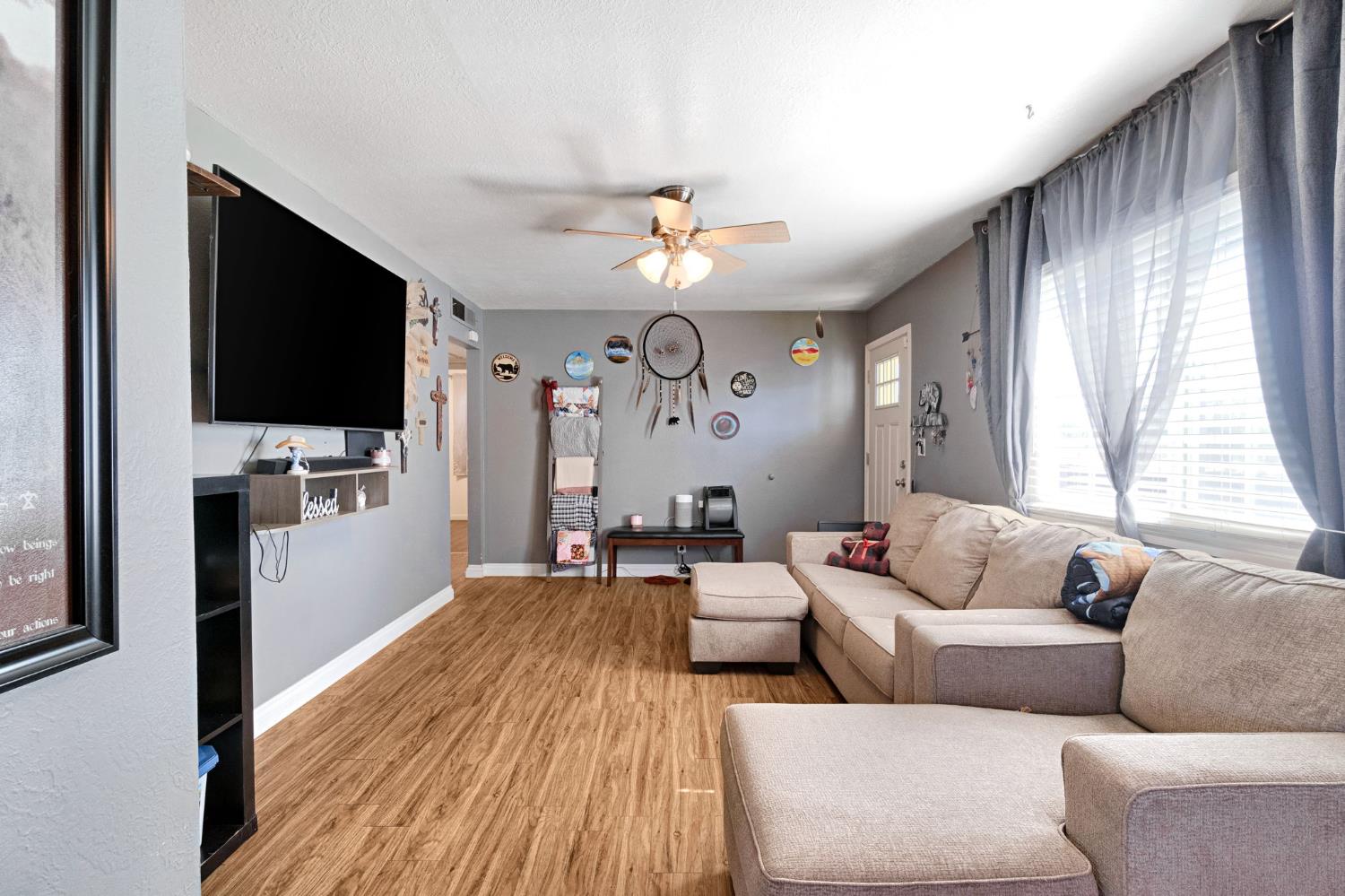 4619 N Clark St, Fresno, CA 93726