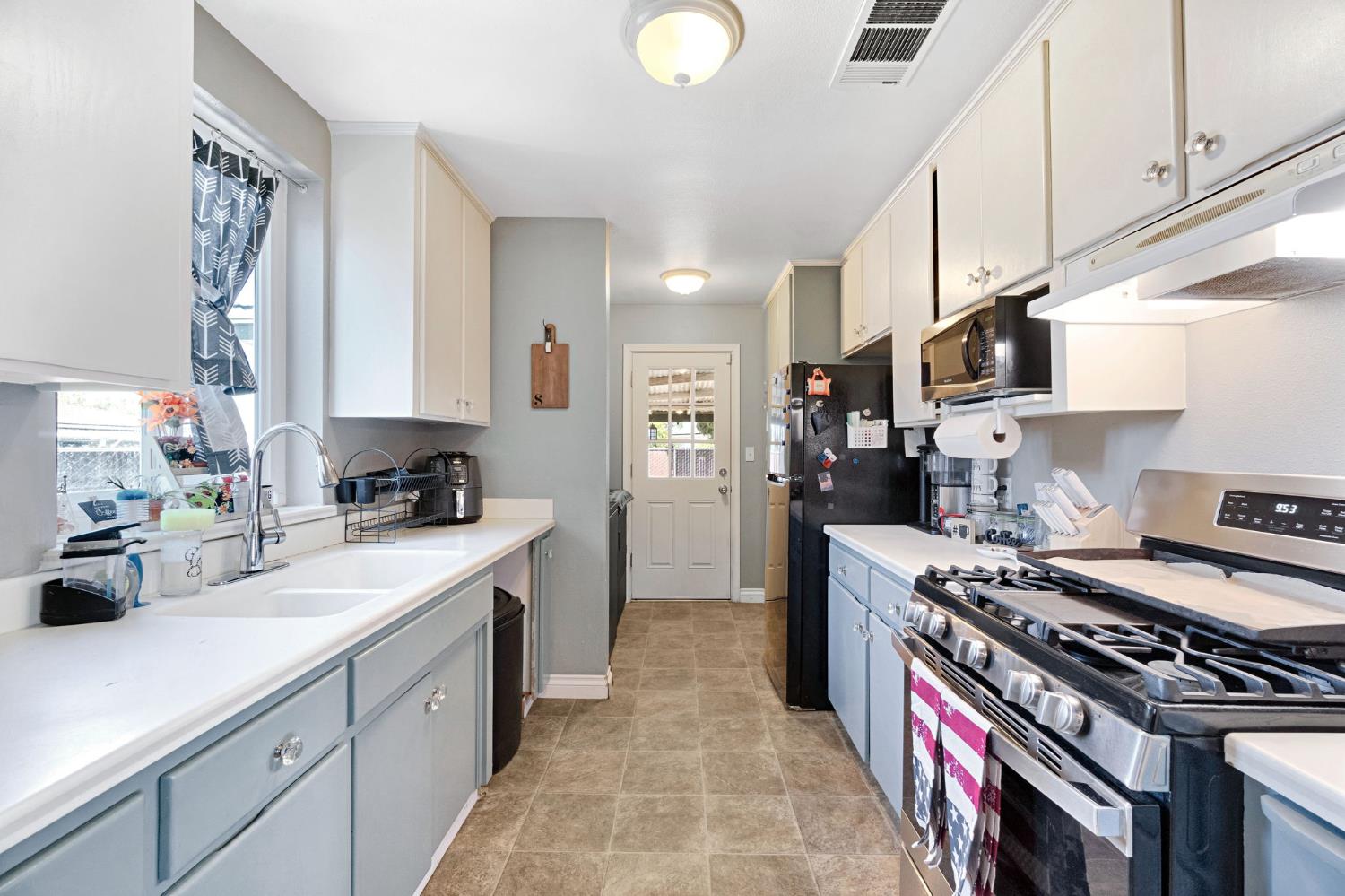 4619 N Clark St, Fresno, CA 93726
