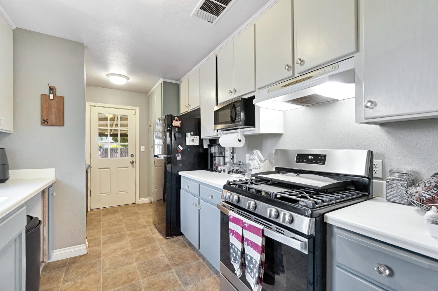 4619 N Clark St, Fresno, CA 93726