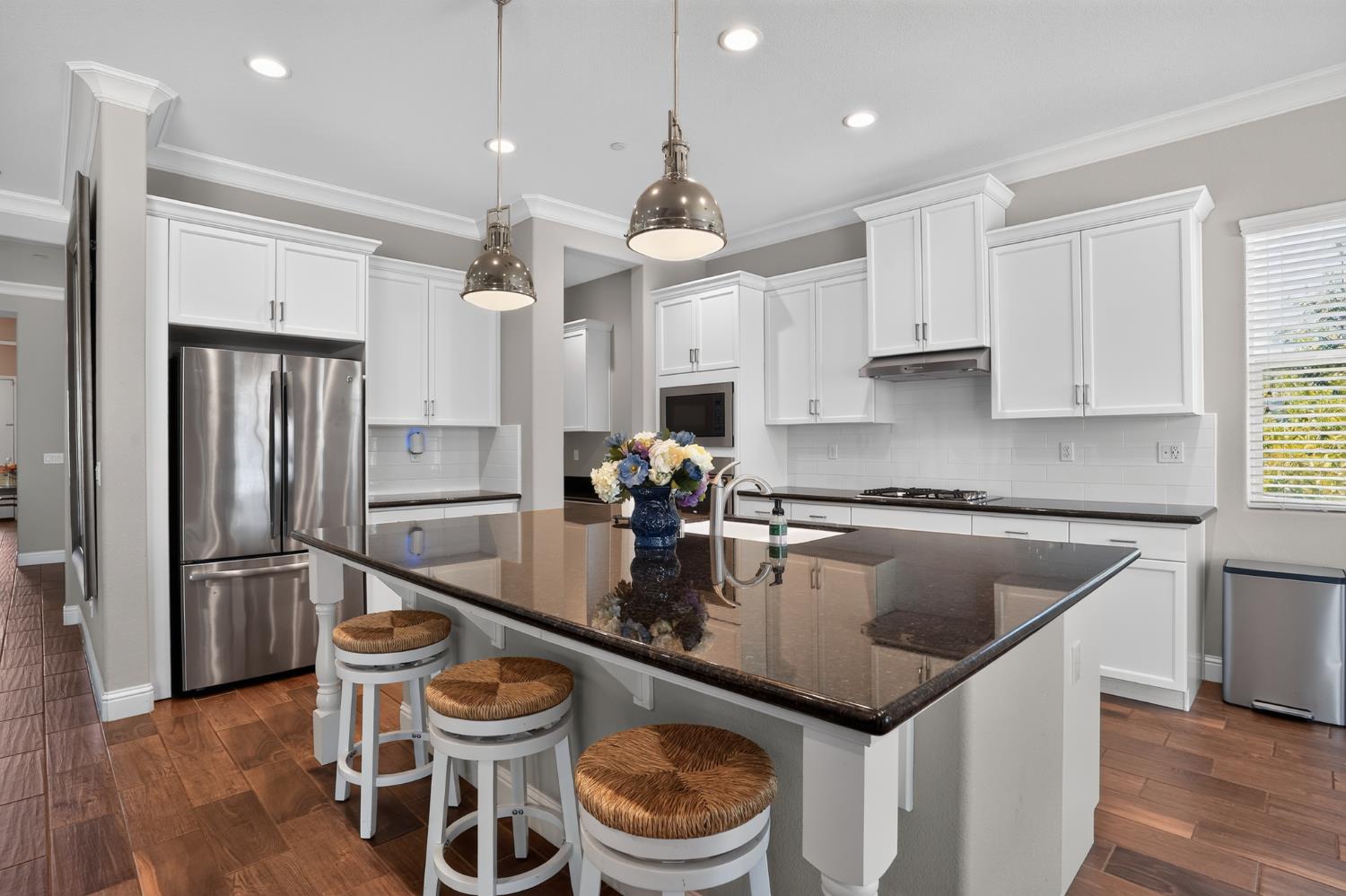 3586 Junipero Ave, Clovis, CA 93619