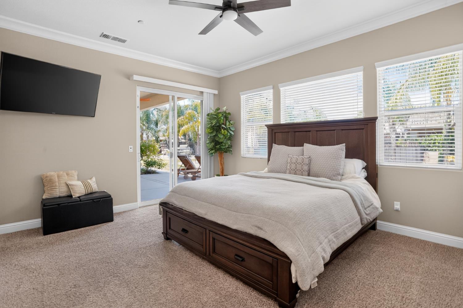 3586 Junipero Ave, Clovis, CA 93619