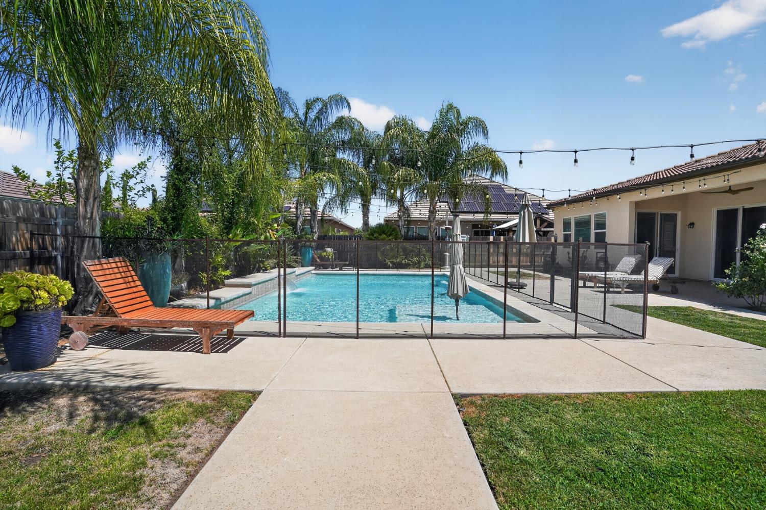 3586 Junipero Ave, Clovis, CA 93619
