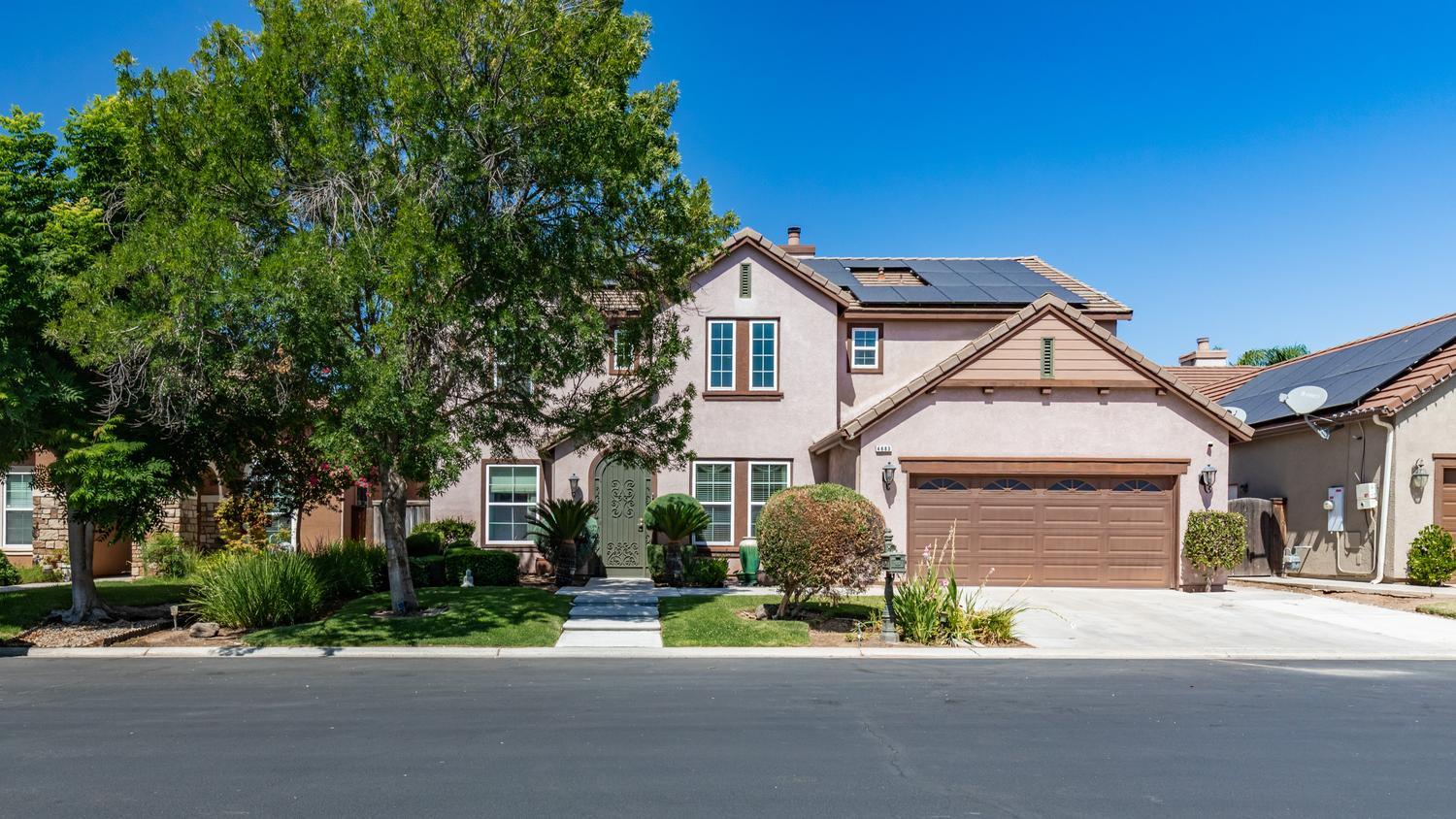 4683 N Arrow Ridge Way, Clovis, CA 93619