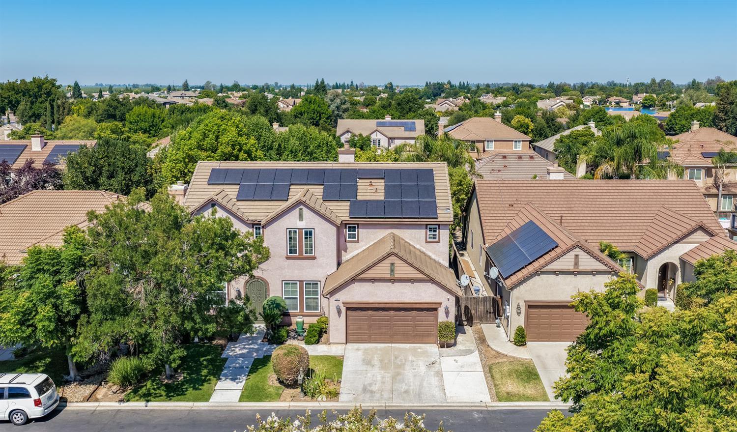 4683 N Arrow Ridge Way, Clovis, CA 93619