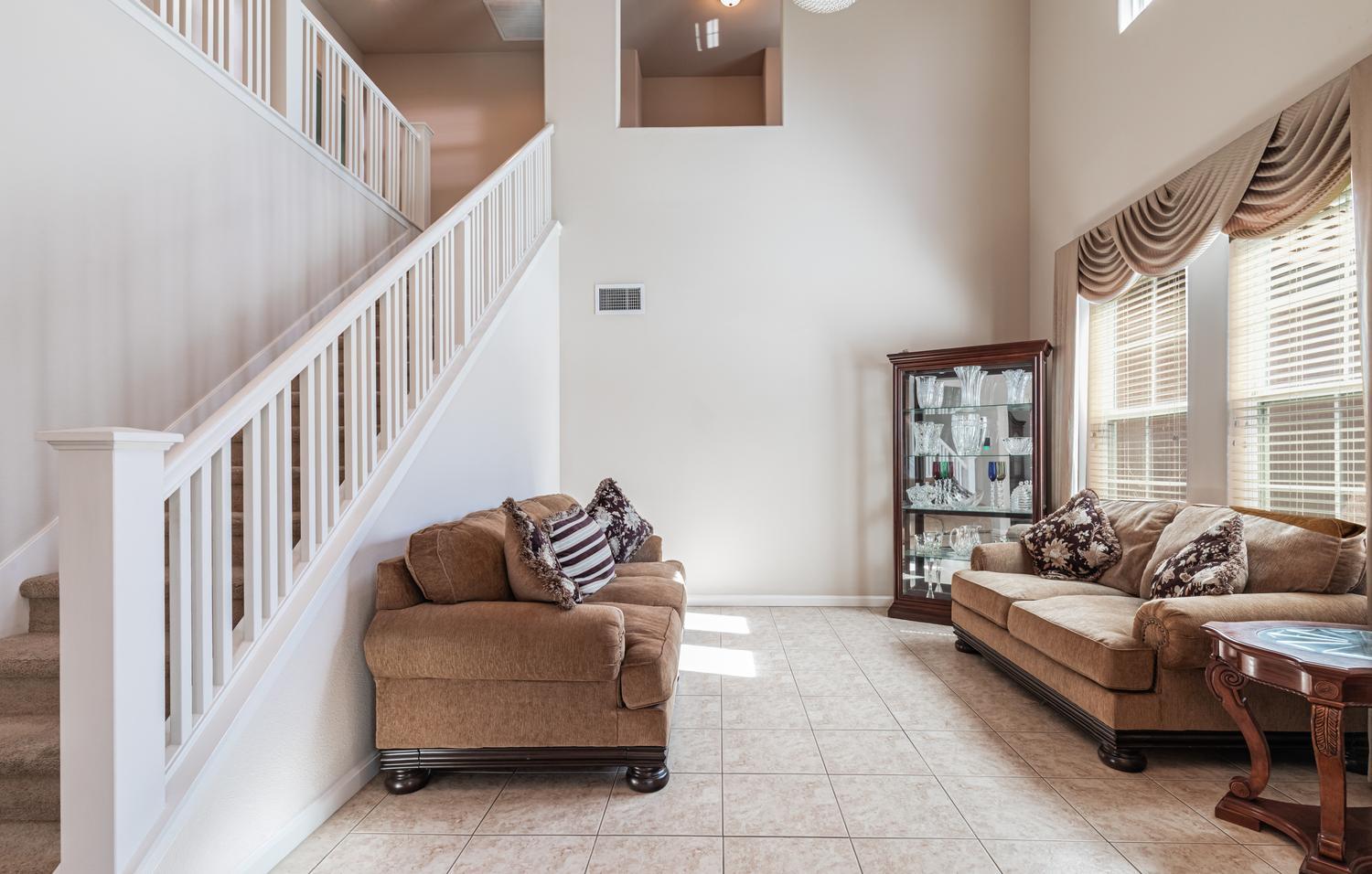 4683 N Arrow Ridge Way, Clovis, CA 93619