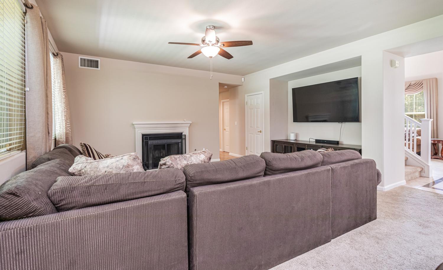 4683 N Arrow Ridge Way, Clovis, CA 93619