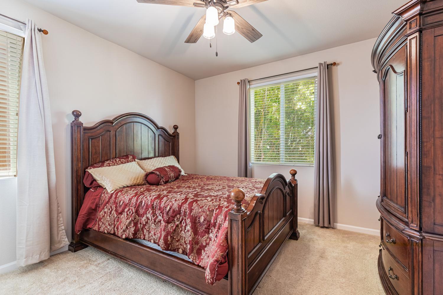 4683 N Arrow Ridge Way, Clovis, CA 93619