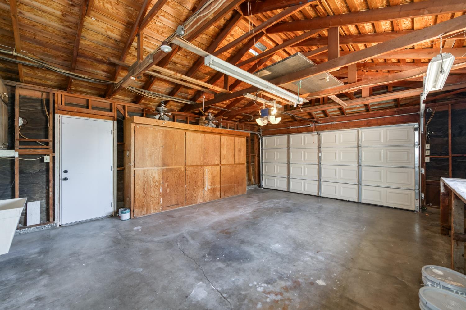 6544 N Barton Ave, Fresno, CA 93710