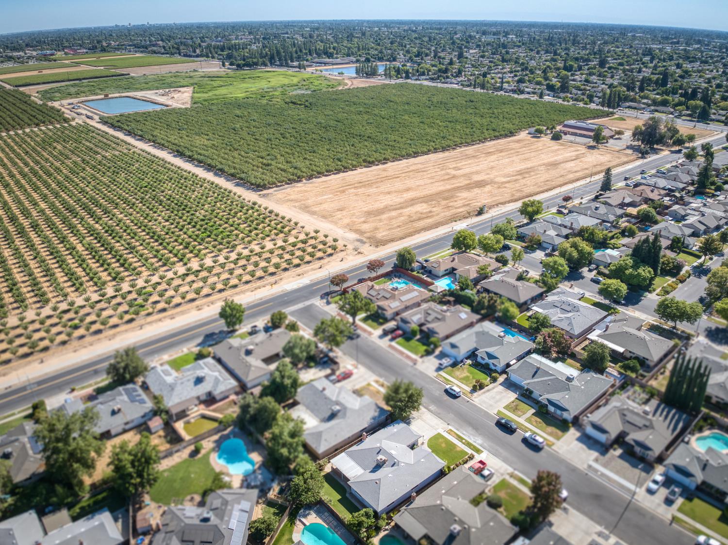 6544 N Barton Ave, Fresno, CA 93710