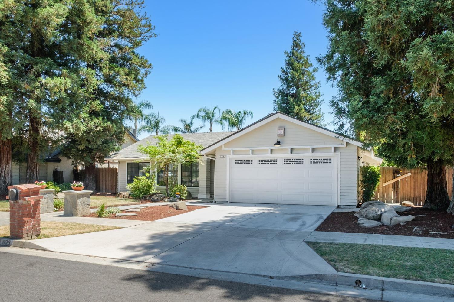 893 E Decatur Ave, Fresno, CA 93720