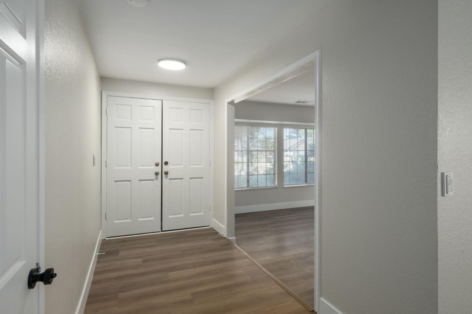 893 E Decatur Ave, Fresno, CA 93720
