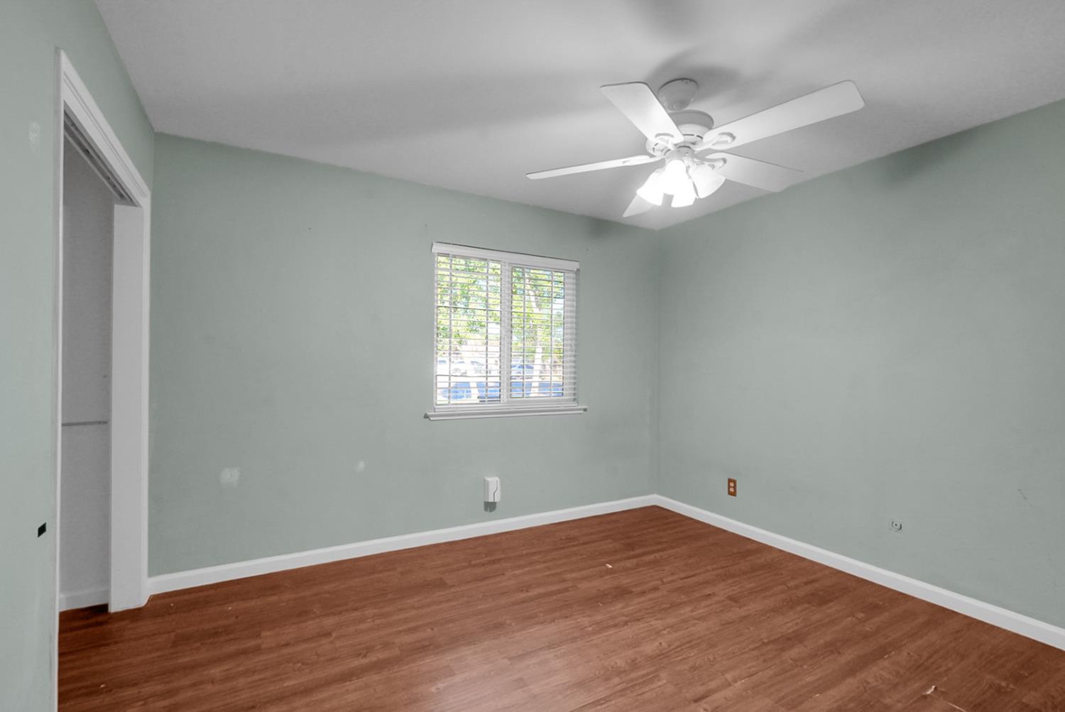 543 Autumn Ct, Madera, CA 93637