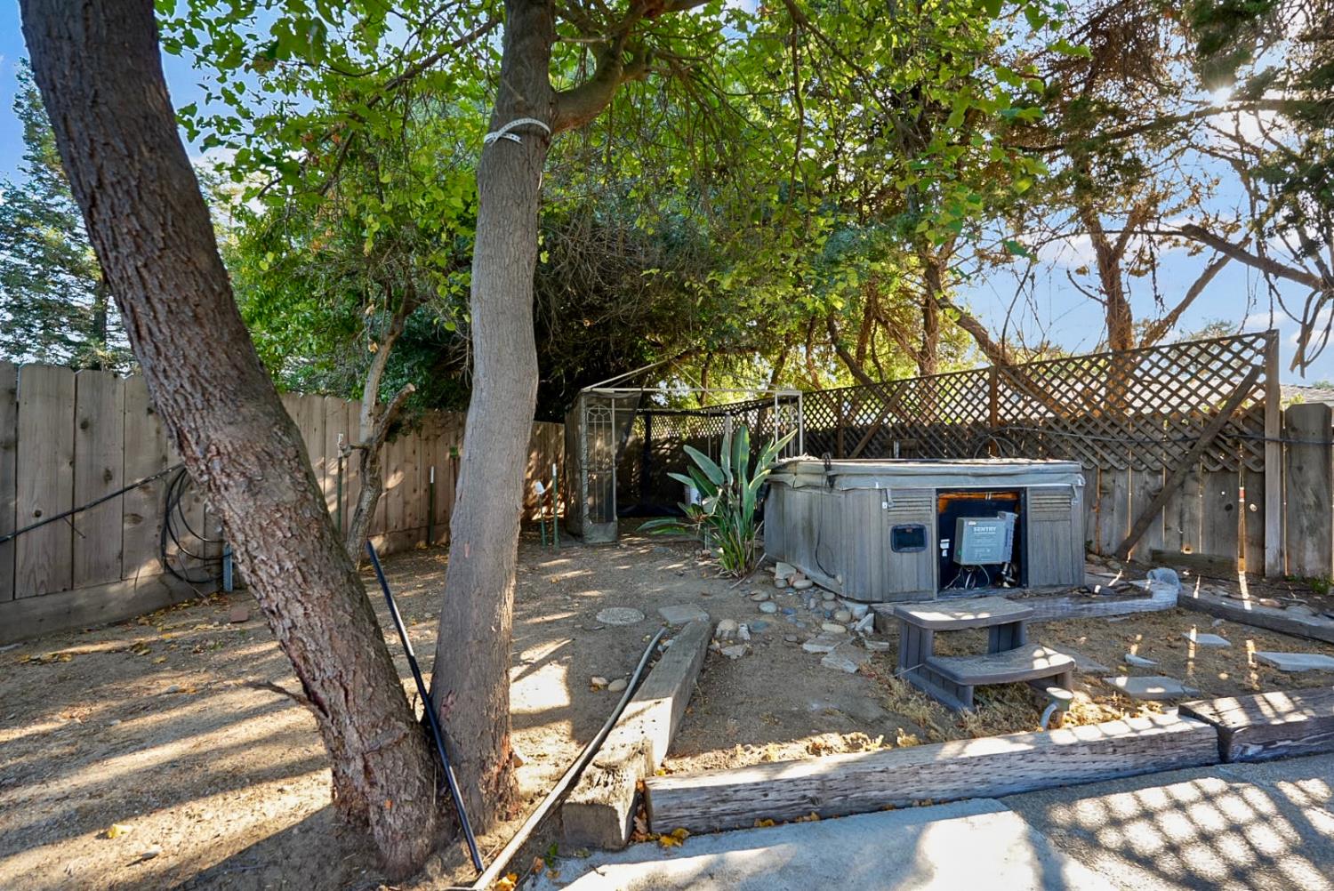 543 Autumn Ct, Madera, CA 93637