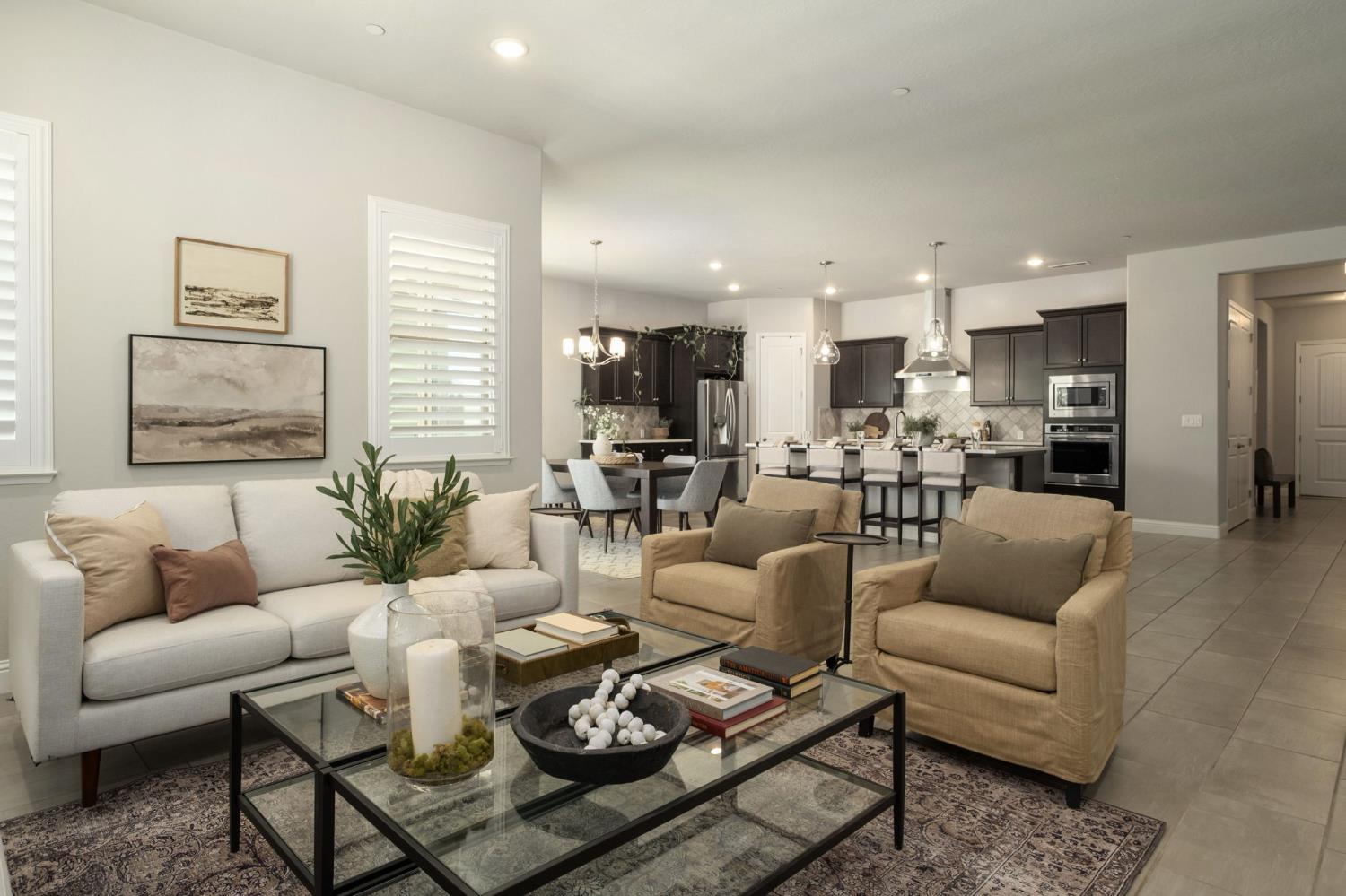 11298 N Via San Toma Dr, Fresno, CA 93730